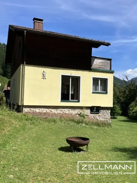 Nostalgie trifft Moderne - Verträumtes Landhaus am Fuße der Raxalpe  | ZELLMANN IMMOBILIEN