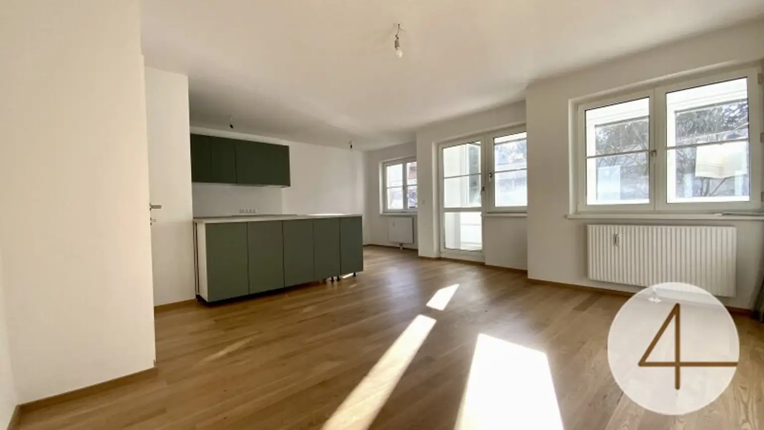 U4 fußläufig erreichbar - Familienjuwel in grüner Ruhelage mit Loggia - neuwertig