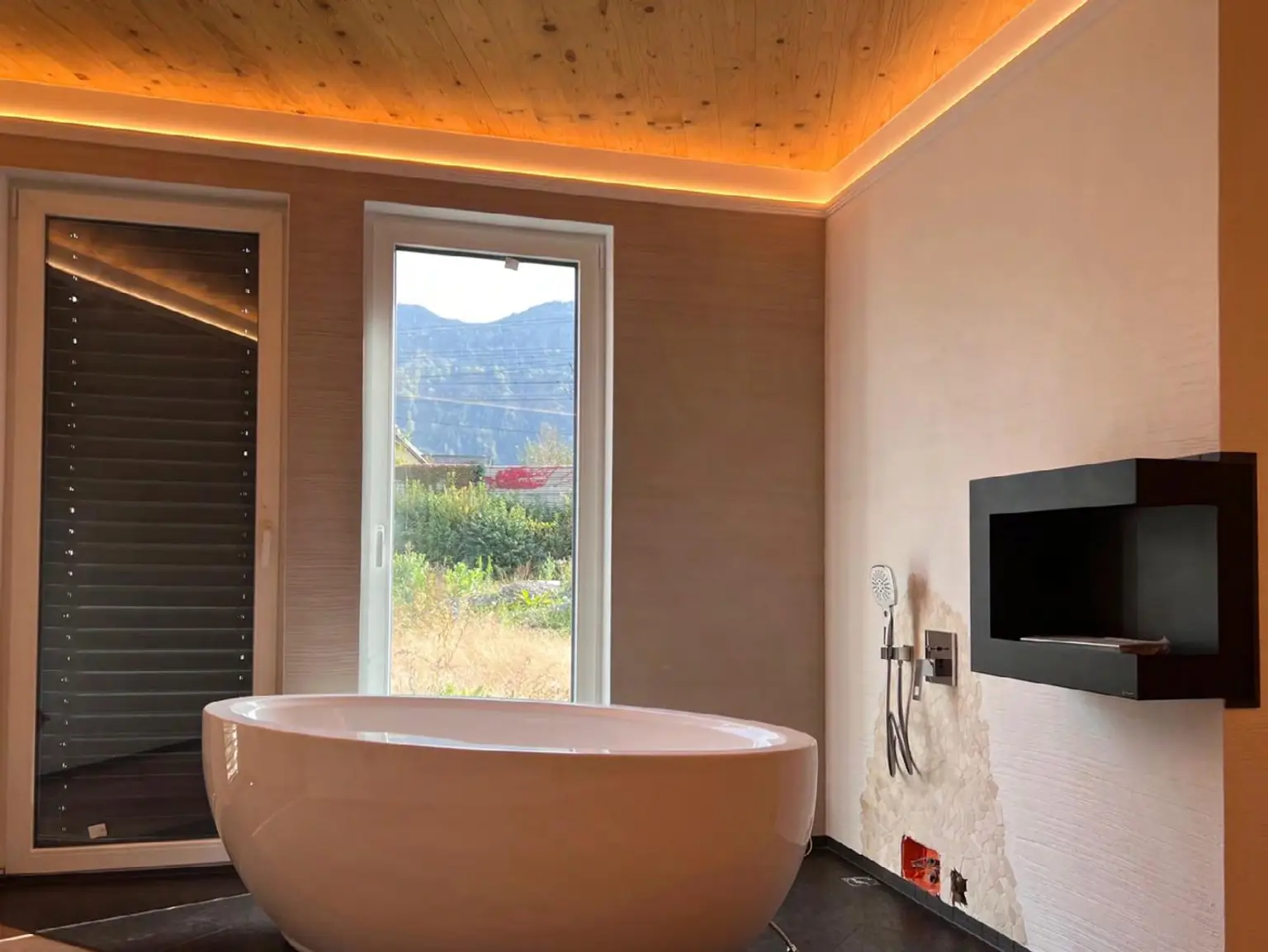 Villa Neuhaus – Wohnen, Arbeiten und Vorsorgen in einem einzigartigen Ensemble