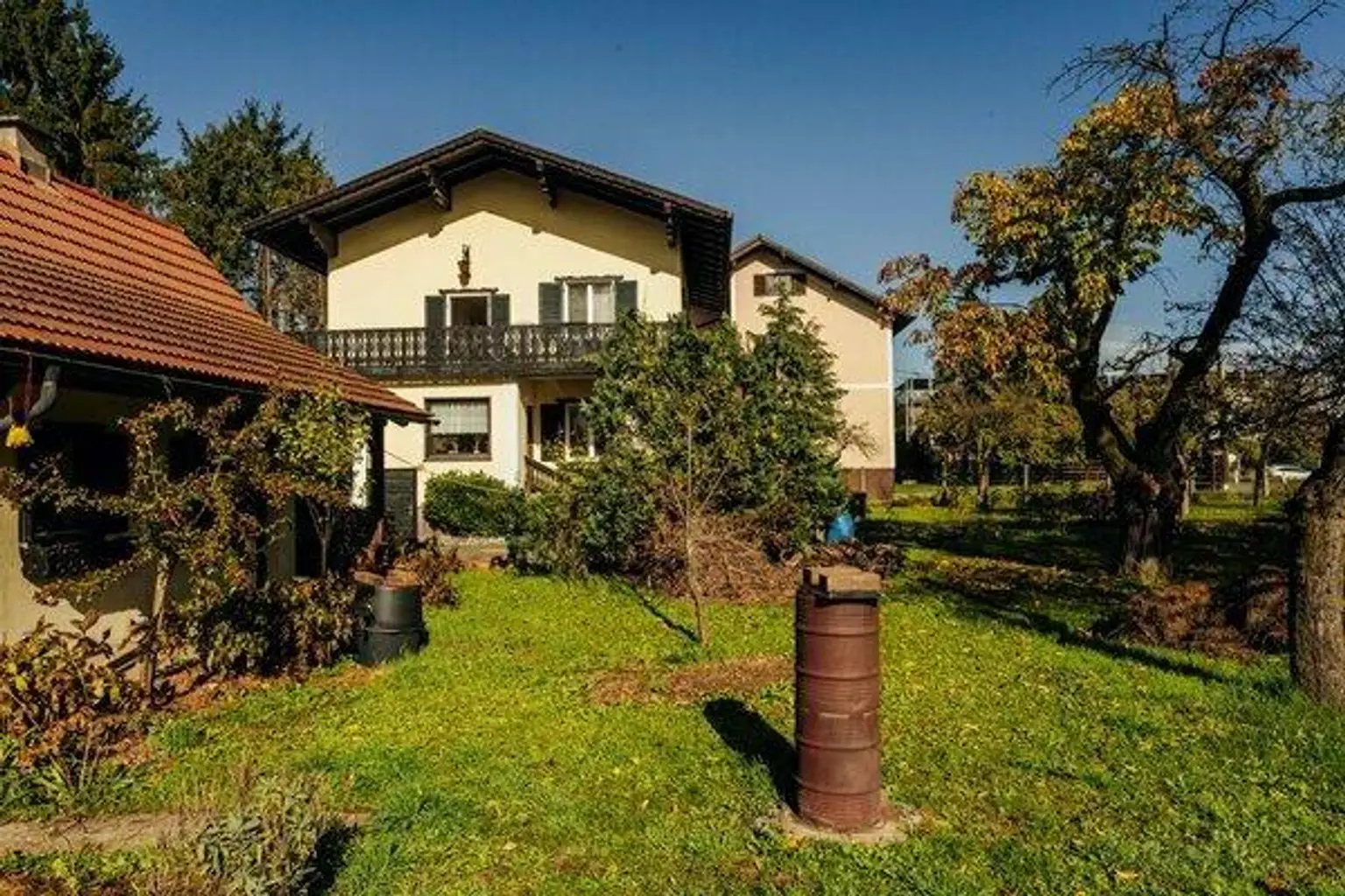 Straßgang: 140m² Einfamilienhaus mit Potenzial! Baudichte 0,3-0,6 sonnig gelegen!