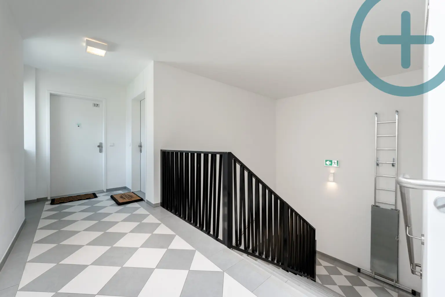 SCHOPENHAUERSTRASSE - DELUXE