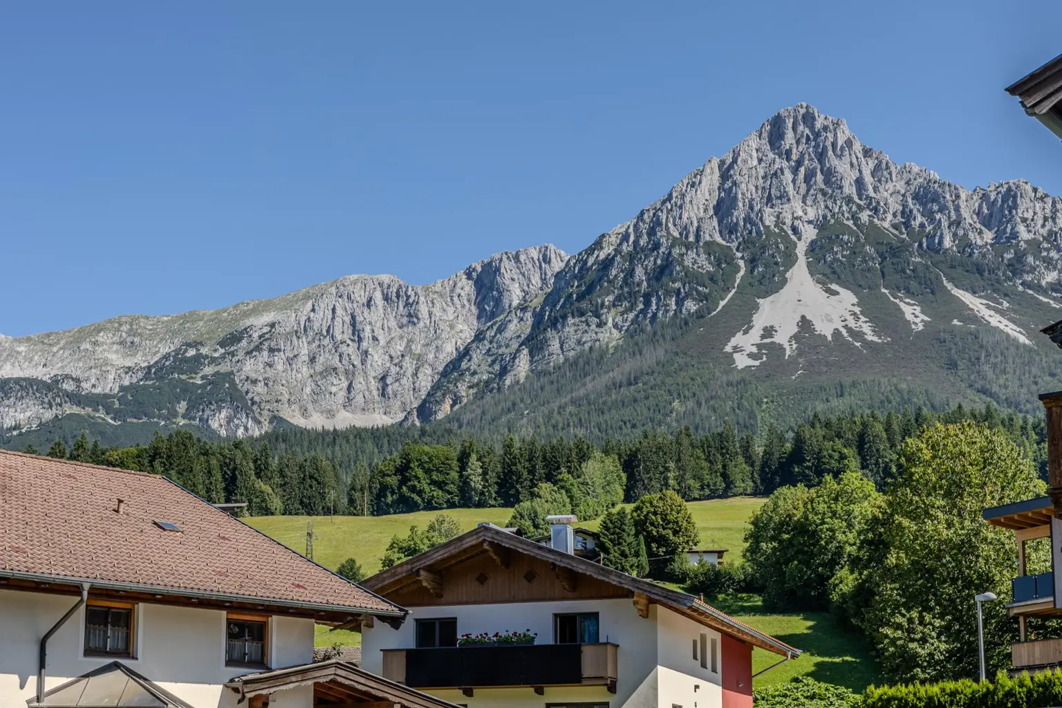 Schicke, exklusive Gartenwohnung in ruhiger Sonnenlage