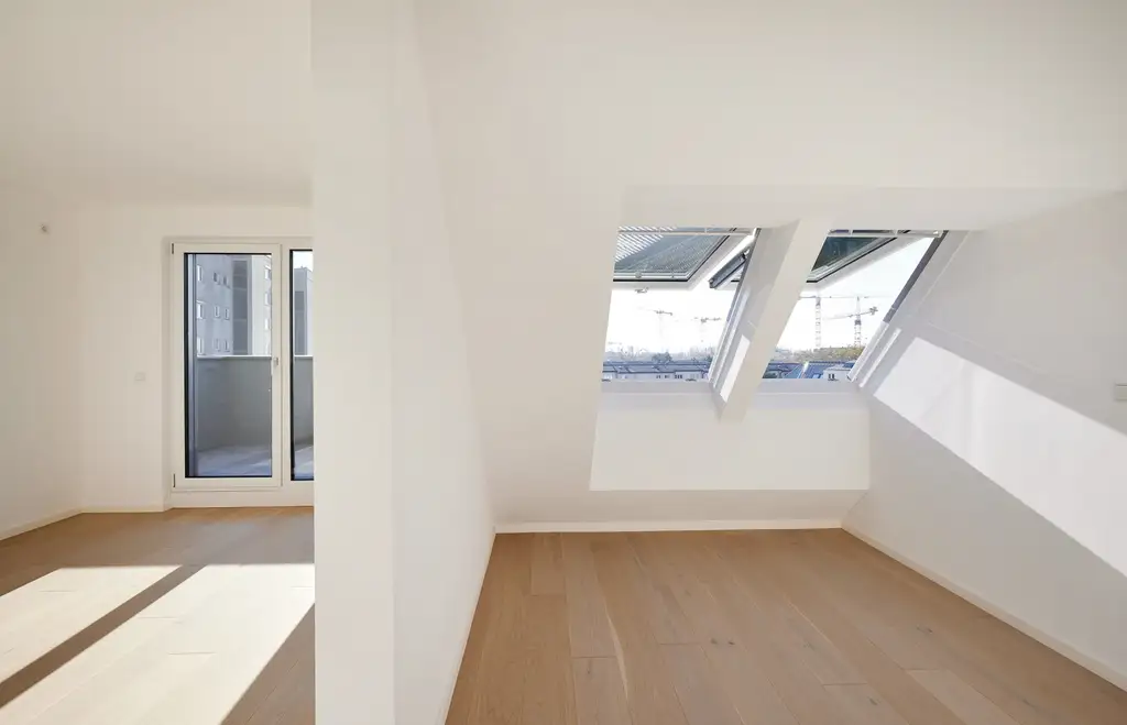 4-Zimmer-Dachgeschosswohnung mit Terrasse in idyllischer Grünlage 
nahe Donau - ERSTBEZUG!