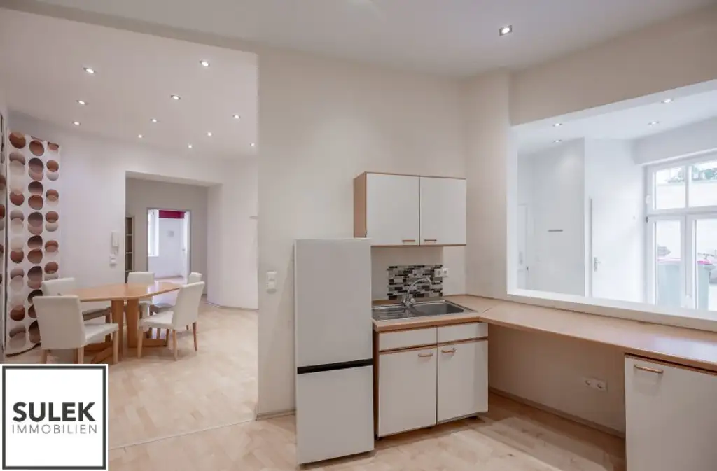Ab sofort beziehbar: teilmöblierte Altbau-Erdgeschosswohnung nahe U3 Johnstraße