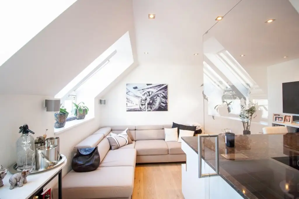 Modernes Maisonette-Juwel mit Terrasse im 3. Bezirk – Tischlerküche, 2 Bäder & Klimaanlage