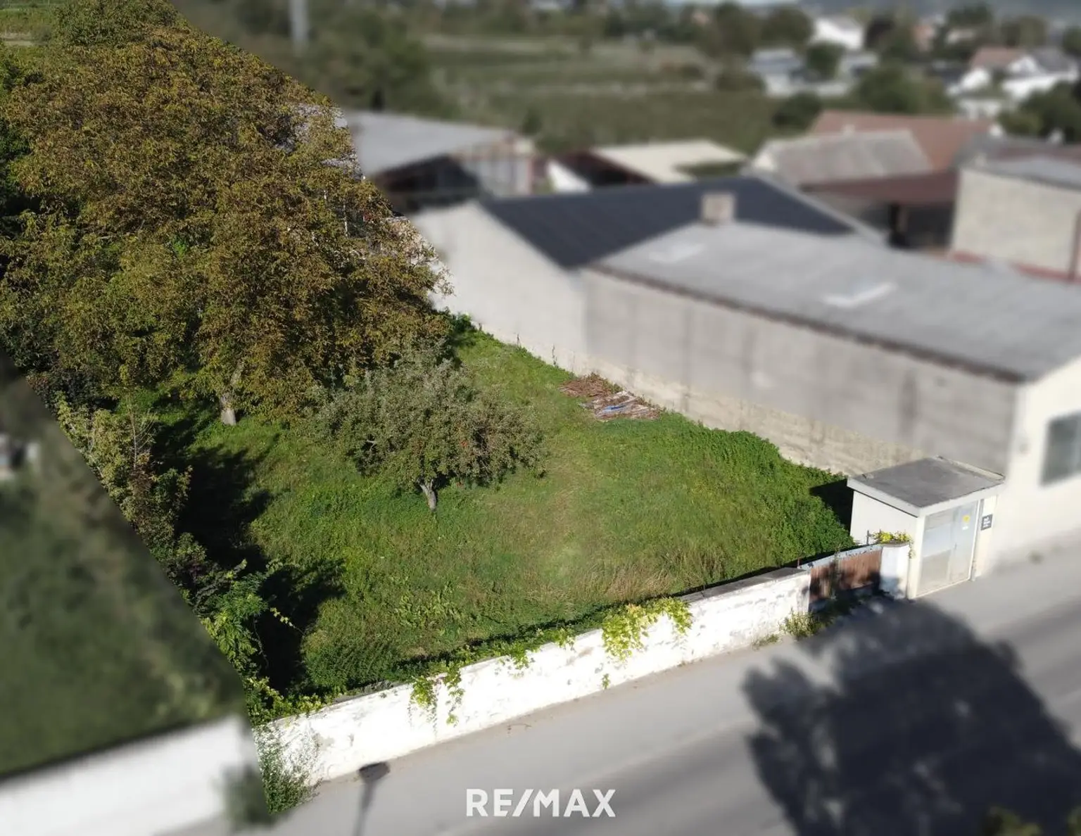 Ihr Baugrundstück in sonniger Lage von Langenlois -- ideale Basis für Ihr Traumhaus oder Bauprojekt