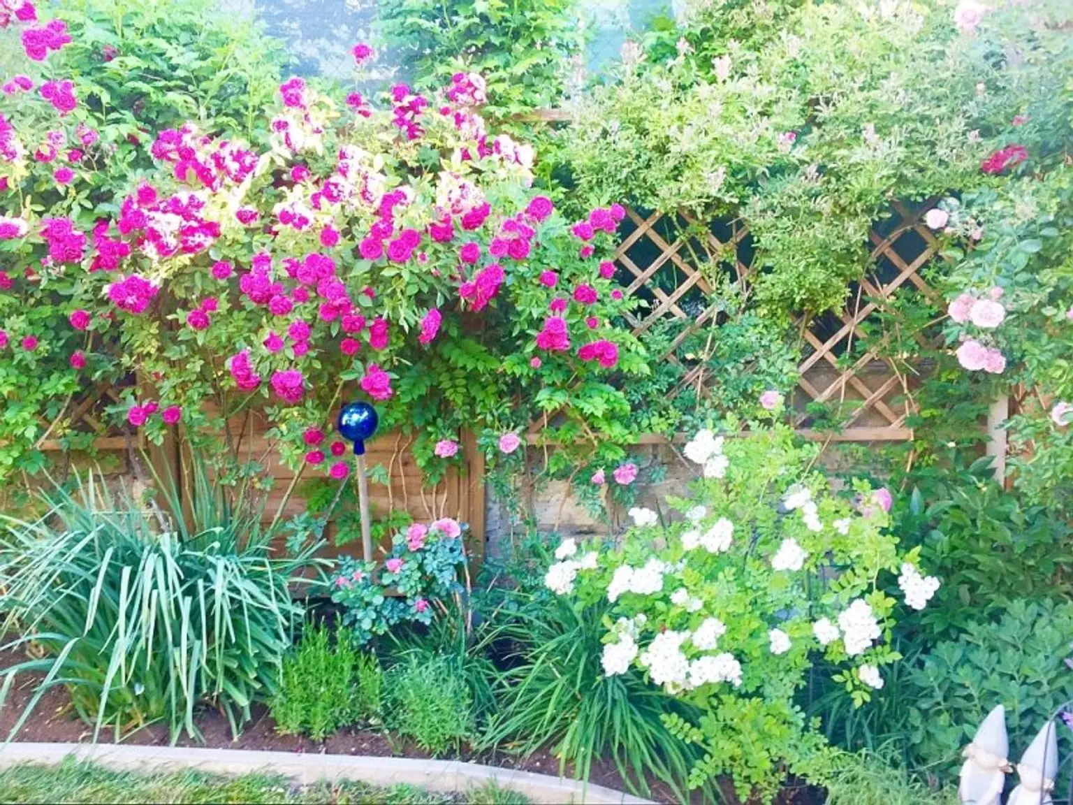 GARTENPARADIES MIT EINFAMILIENHAUS-FLAIR!