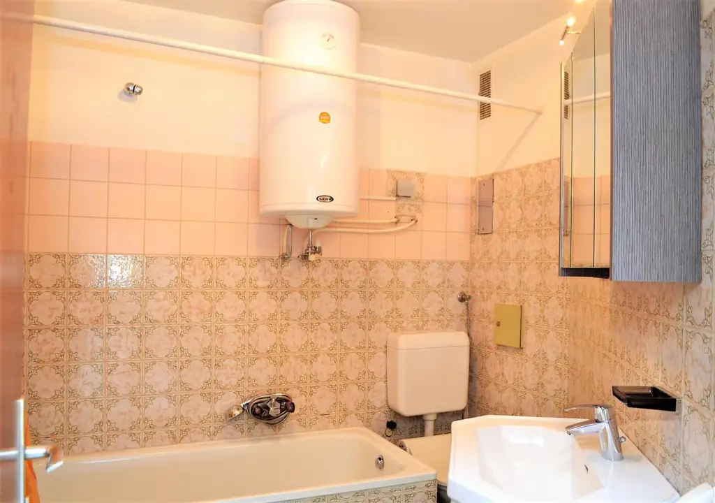 Freundliche 3-Zimmer-Wohnung mit Lift und perfekter Anbindung