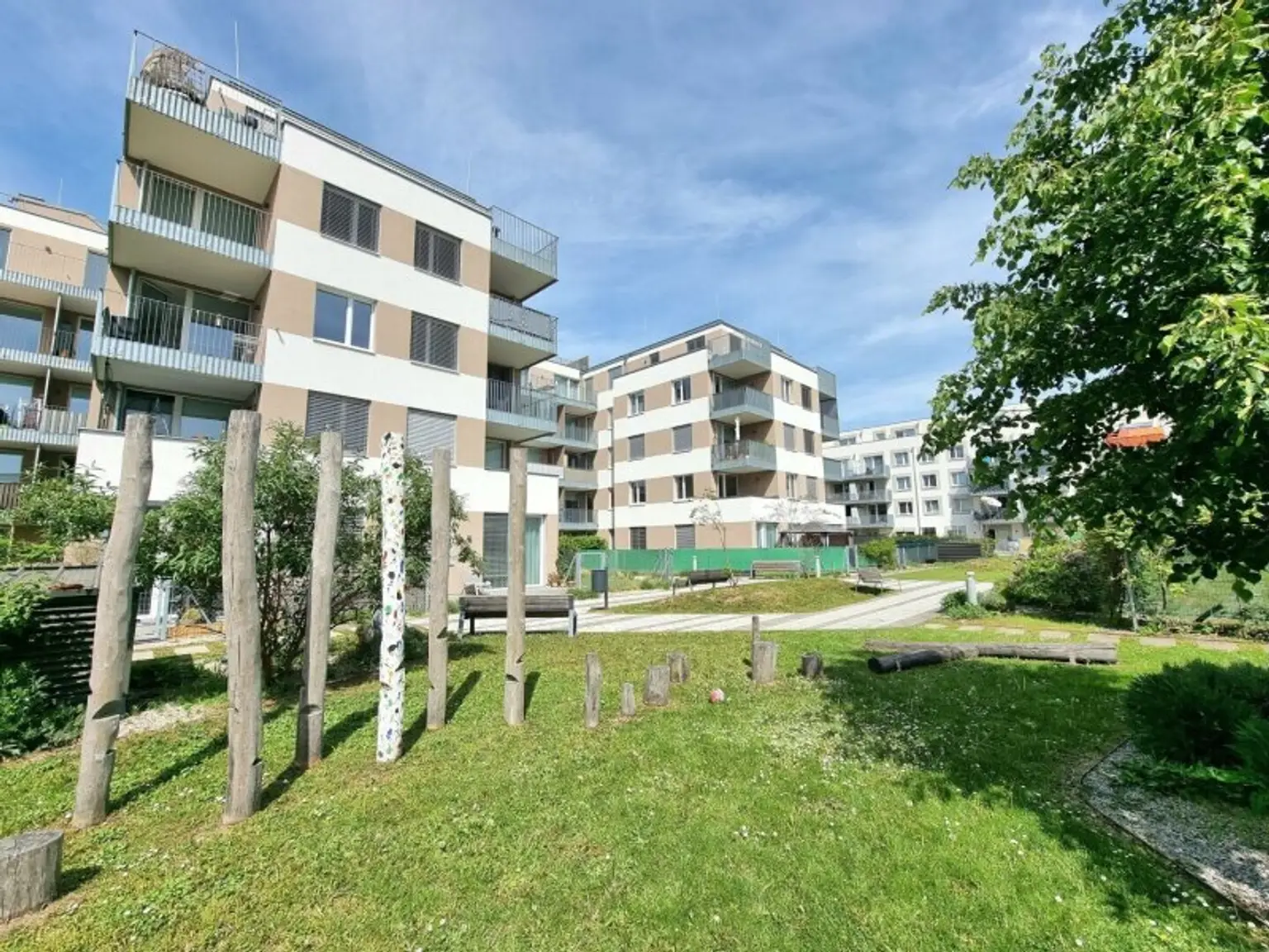 Stylische 2-Zimmer-Balkonwohnung in zentraler Lage