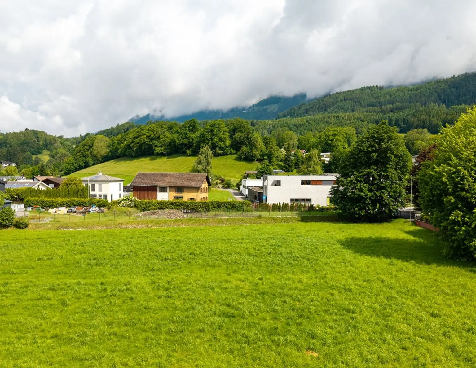 Idyllisches Baugrundstück in Bludesch: Ihr Traumhaus auf 471m² wartet!