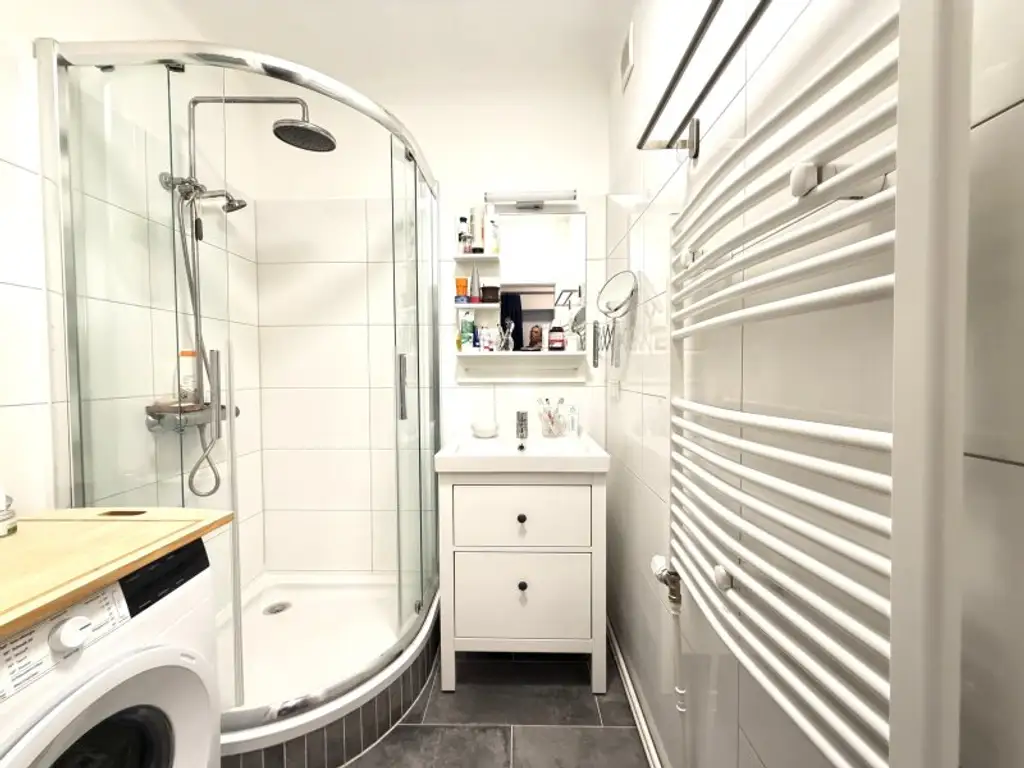 Anspruchsvoll wohnen, in bester Ruhelage, südseitiger Balkon, Gartenmitbenutzung