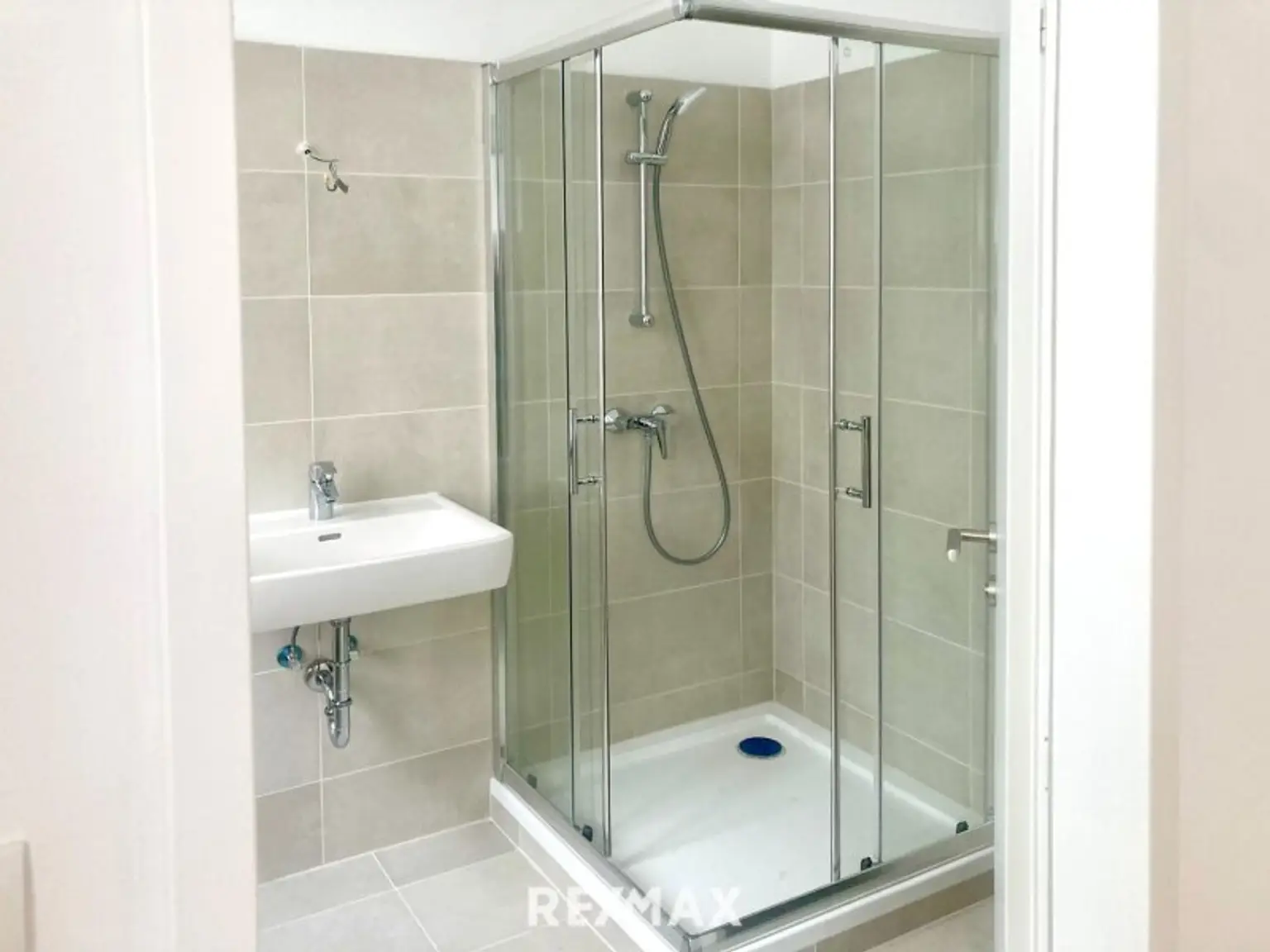 Perfekte 1-Zimmerwohnung mit Veränderungspotzenzial in Bestlage des 3. Bezirks – ERSTBEZUG NACH GENERALSANIERUNG!