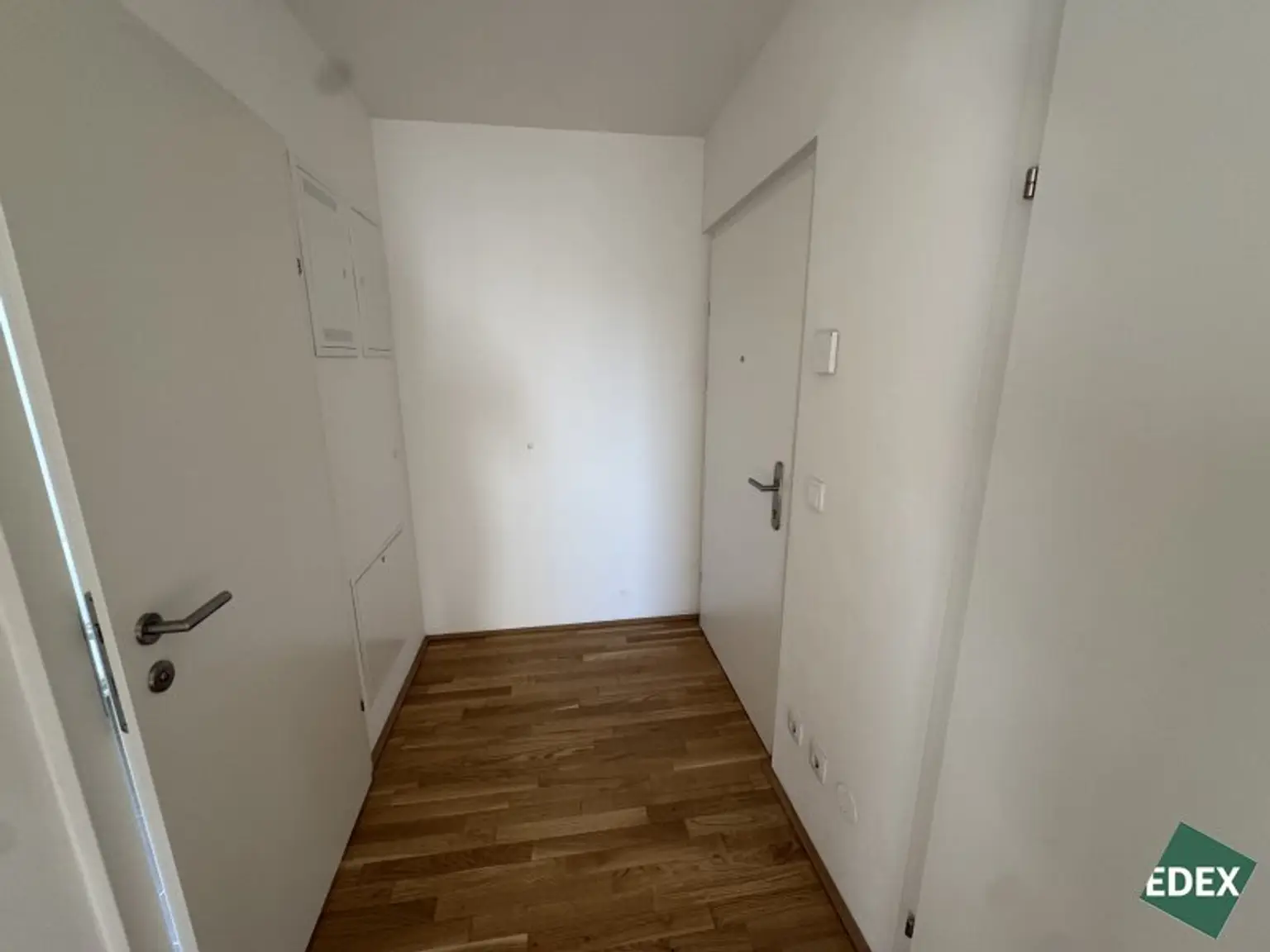 Perfekt für Singles oder Paare: Attraktive 2-Zimmer-Wohnung mit Balkon nahe U1 Rennbahnweg