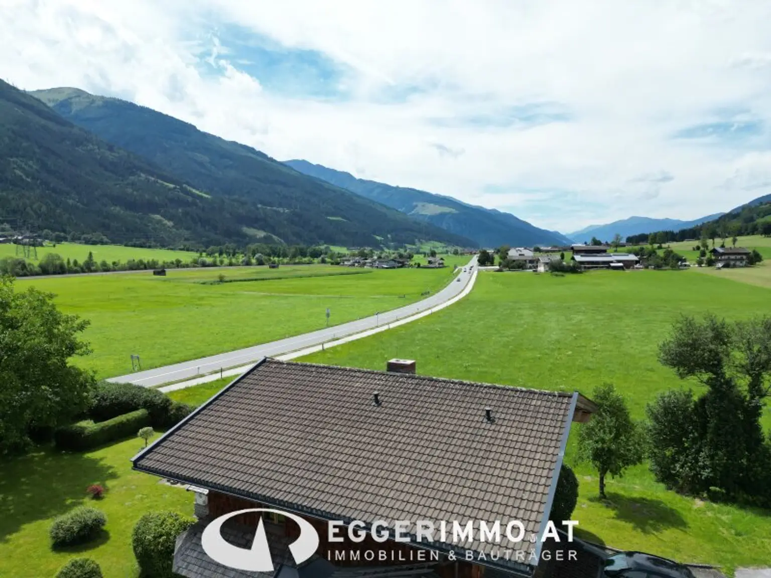 Well-maintained single-family home with great potential in Niedernsill / Steindorf for sale
