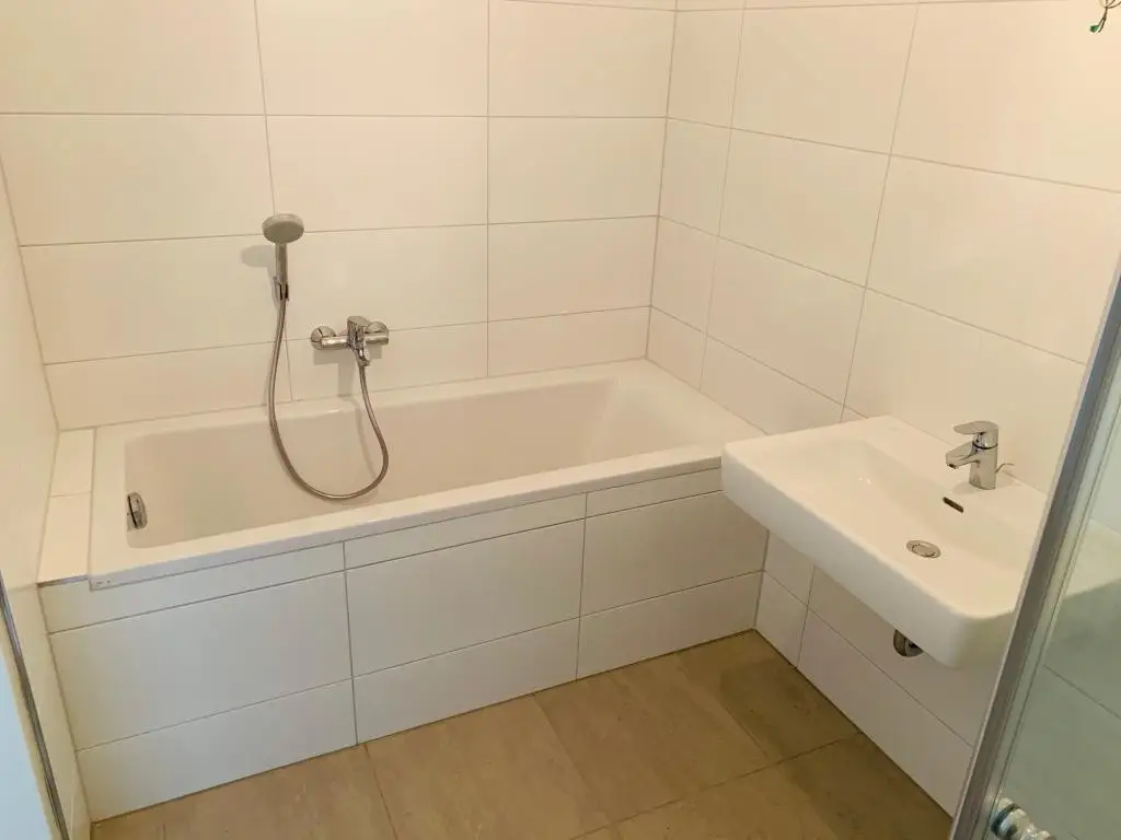 3-Zimmer-Wohnung mit Loggia – zentrale Lage