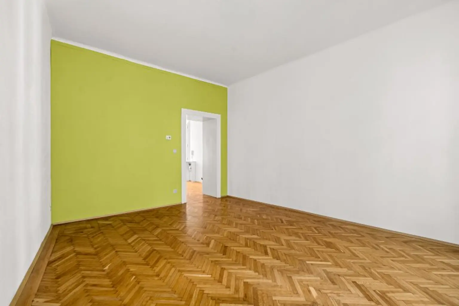Ruhige, moderne 2-Zimmer Altbauwohnung in Zentrumsnähe! +++ RE/MAX Trend +++