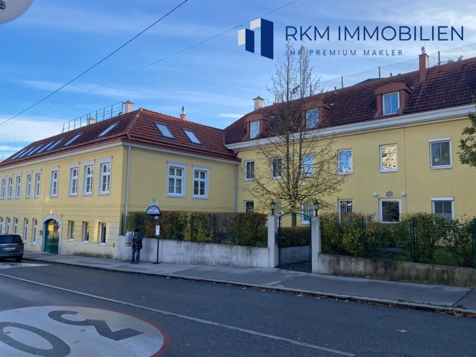 Exklusive Dachgeschosswohnung in Toplage des 17. Bezirks - mit Lift und Garage