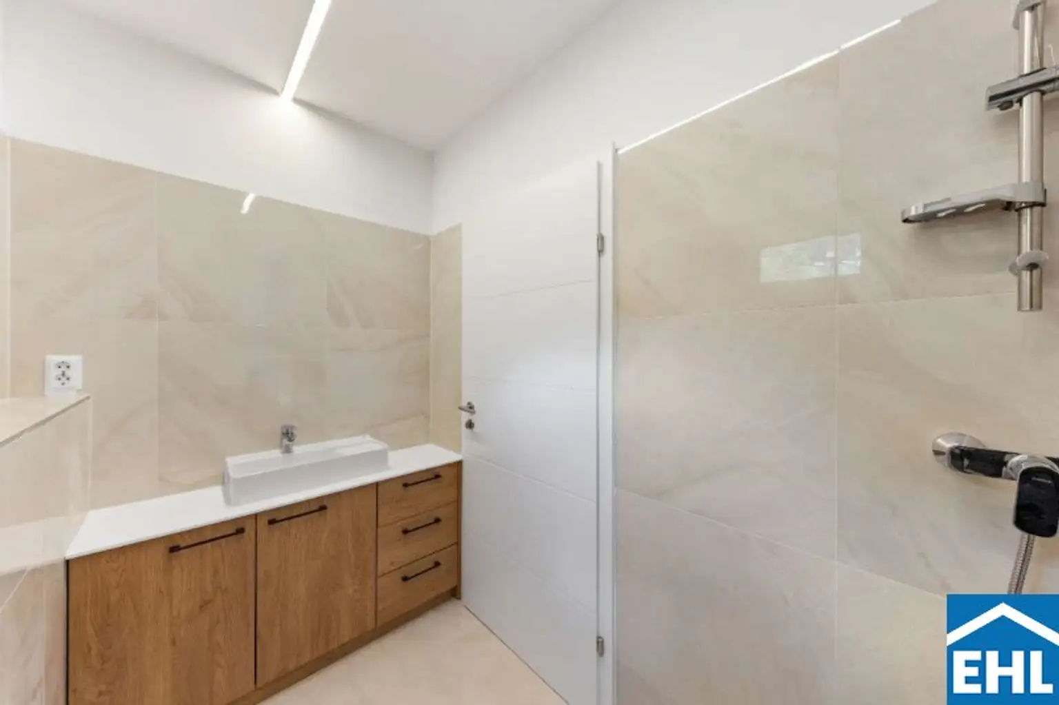 Bezugsfertig: Eigengrund mit Kleingartenwohnhaus! Ihr Paradies am Satzberg in unmittelbarer Nähe der Steinhofgründe!