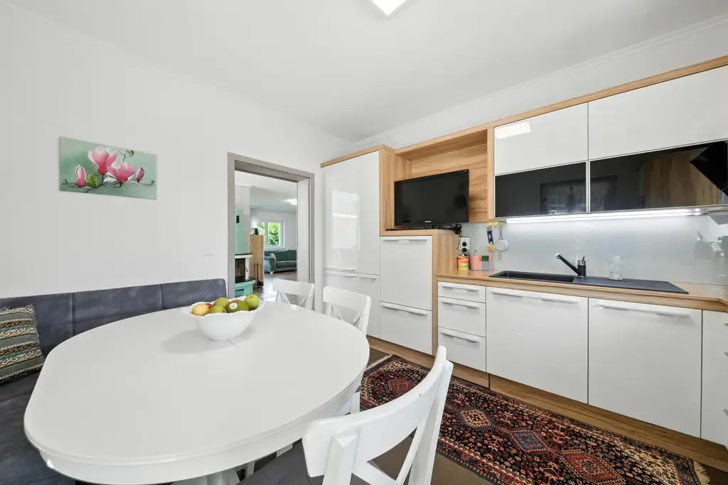 Exklusives Wohnerlebnis: Hochwertiges Zuhause auf 1300 m² Eigengrund am Wiener Stadtrand!