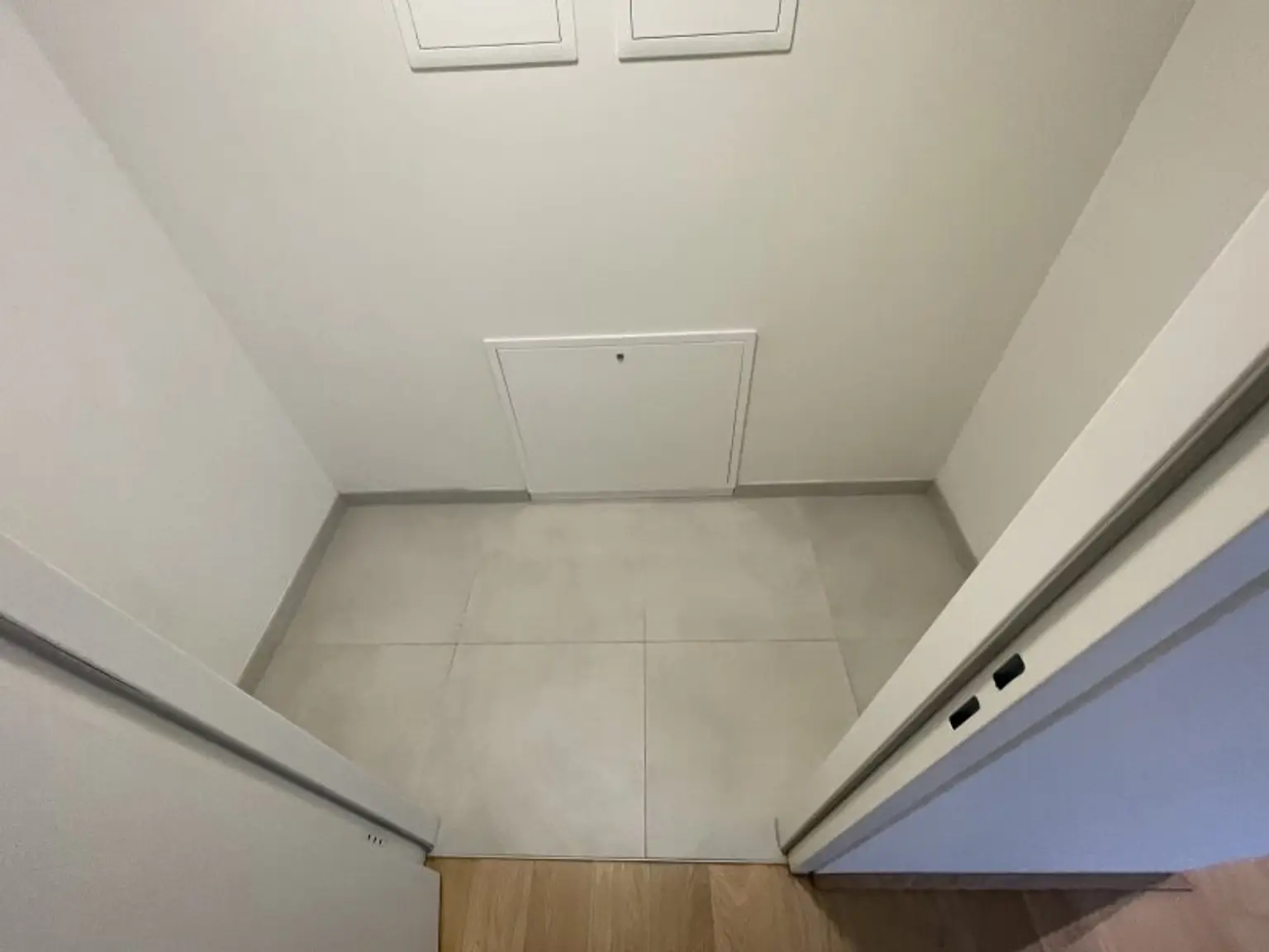 Belvedere Weitblick: unbefristete 2 Zimmer mit Freifläche und vielen Extras im Haus!