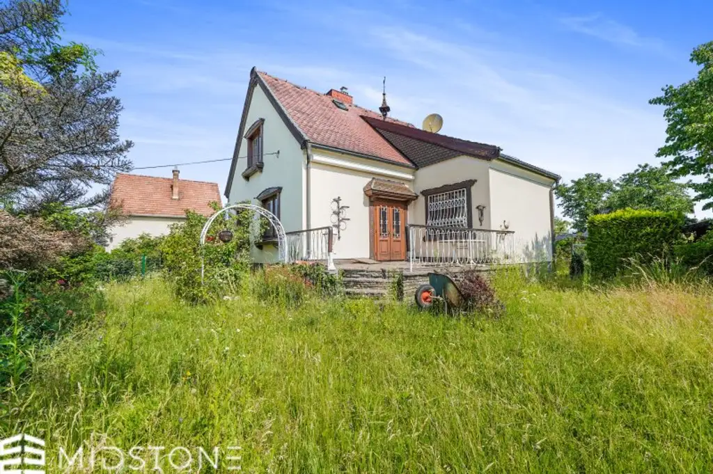 *Großzügiges Einfamilienhaus mit weitläufigem Garten* - Top-Lage in Traiskirchen