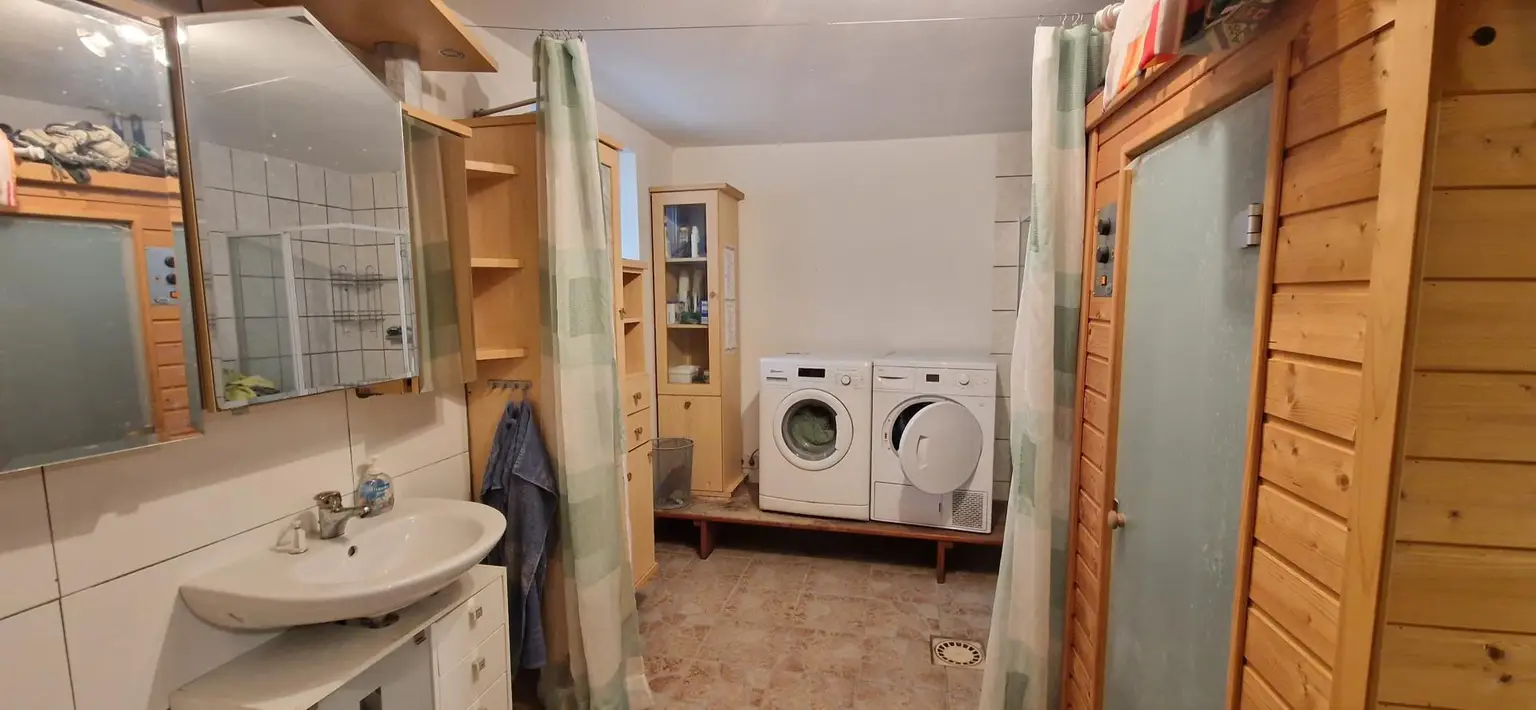 OPEN HOUSE! Nettes Wohnhaus mit viel Platz