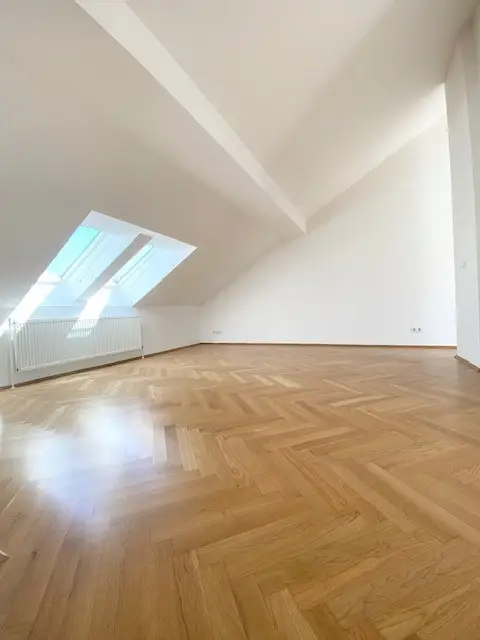 Bild11 | ++ NEU ++ MAISONETTE - VIER Zimmer mit TERRASSE - Altbau | Prima Service Immobilien
