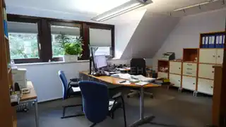 Büro - Einliegerwohnung
