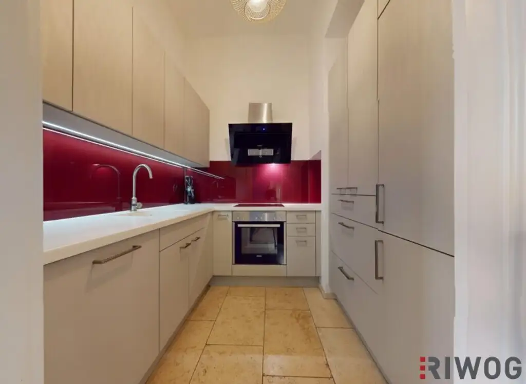 Wohnung mit touristischer Widmung nahe Schloss Schönbrunn | Prunkvolles 4-Zimmer Altbauapartment mit Loggia I 360° Rundgang