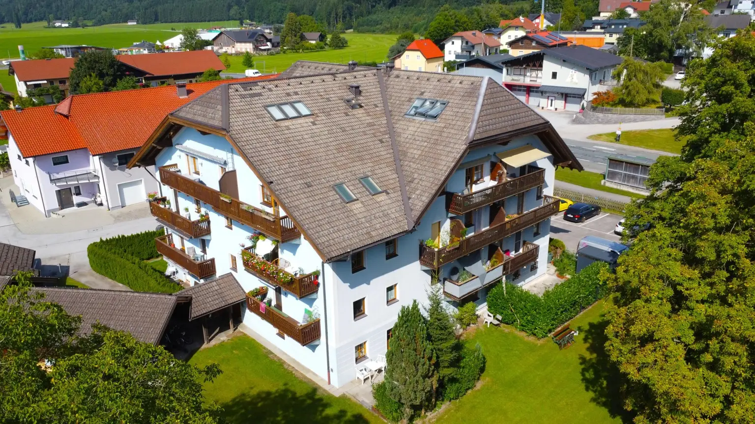 Nette 2.Zi.-Wohnung mit großem Balkon