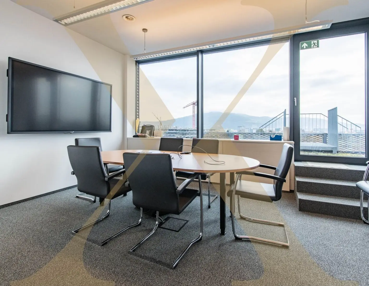 Großzügige Bürofläche mit zwei Dachterrassen im ETECH-Center Linz zu vermieten!
