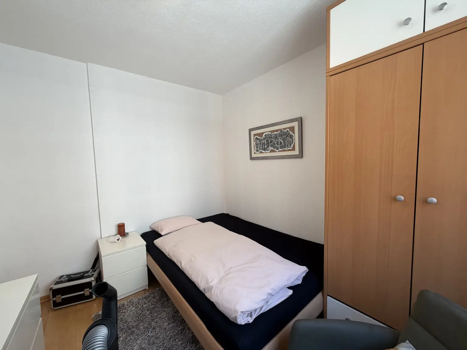 Bild Schlafzimmer 2 Nr. 2.jpg