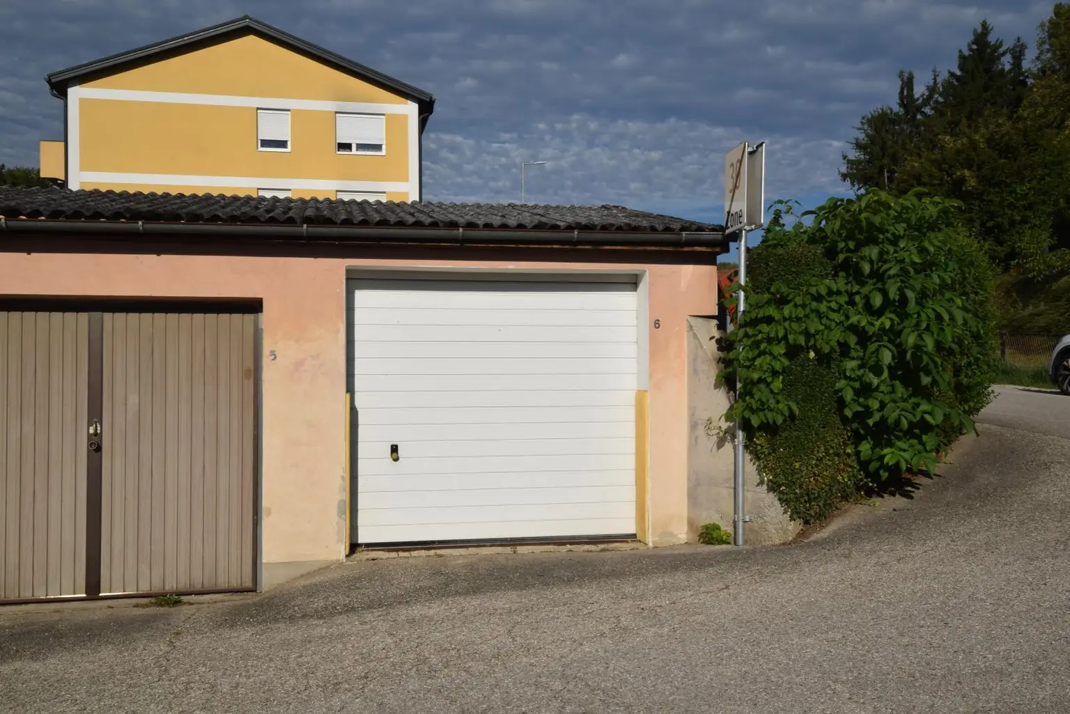 Garage Nr 6 zugeordnet