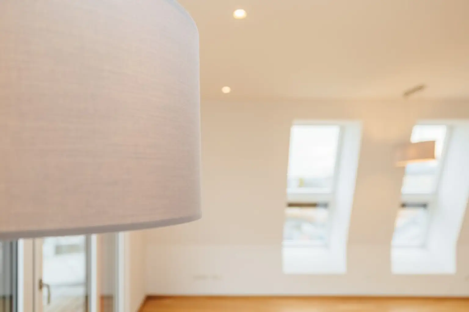 PROVISIONSFREI I SMART-LIVING I STYLISCHES PENTHOUSE I KLIMA I SONNENTERRASSE I OFFENE DESIGN-KÜCHE I ELEGANTES BAD MIT REGENDUSCHE I PROJEKT WOHNEN