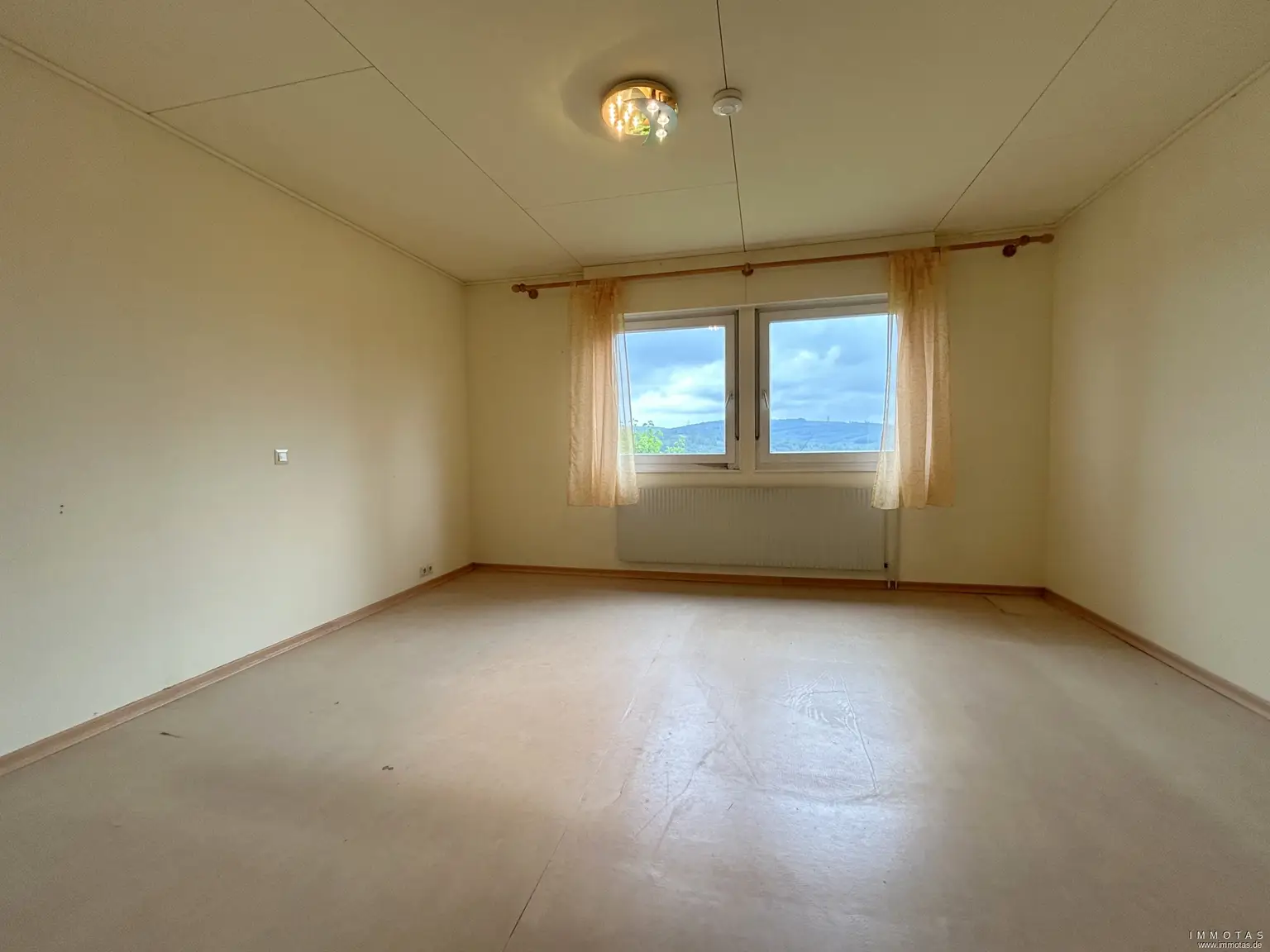 Zimmer 1 EG
