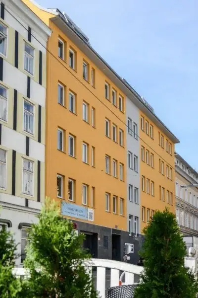Neuwertige 2-Zimmer-Wohnung beim Westbahnhof - Balkon, Garage, U-Bahn