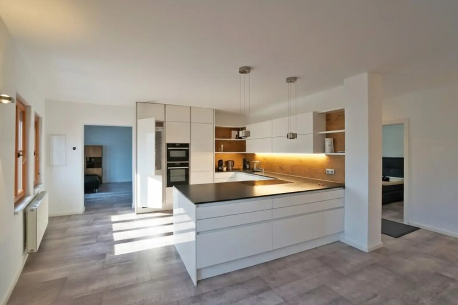 Küche Richtung Wohnzimmer