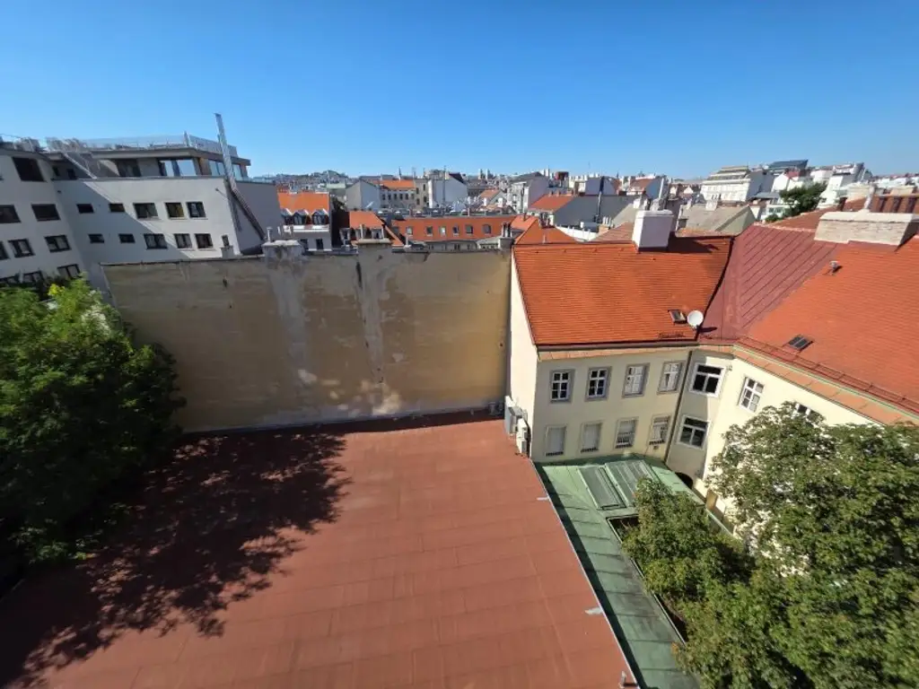 Helle Citywohnung mit Ausblick – Möbliertes 1-Zimmer-Apartment nahe Naschmarkt