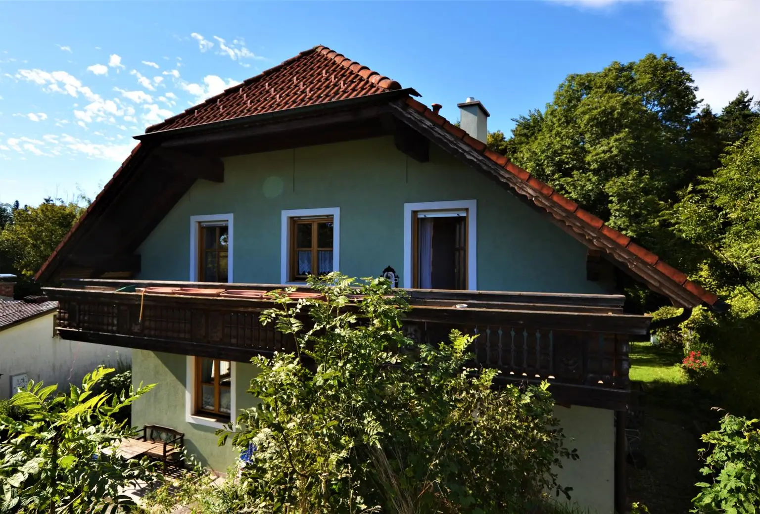 Wohnen im Grünen – Einfamilienhaus mit direktem Waldzugang