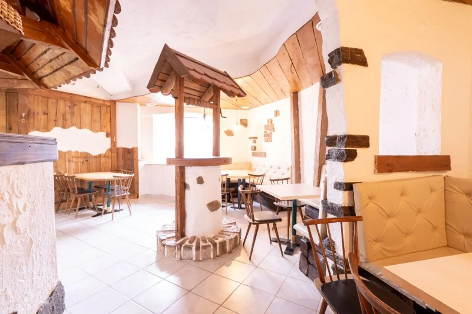 Neuhofen an der Krems, Haus mit Kleinwohnungen und Zimmer zu kaufen! PROVISIONSFREI