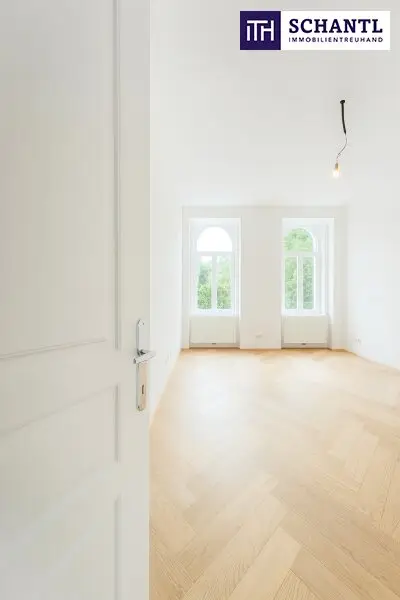 Elegante Altbauwohnung im Erstbezug nach Sanierung!! + Parkblick + großzügige Raumgestaltung