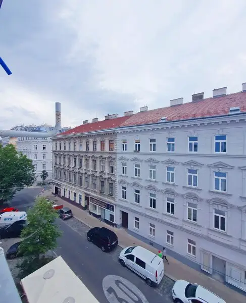 ++NEU++ Wohnen nach Wunsch: 93 m² Altbau-Traum zum Sanieren – Perfekt für Eigennutzer!  NÄHE AUGARTEN