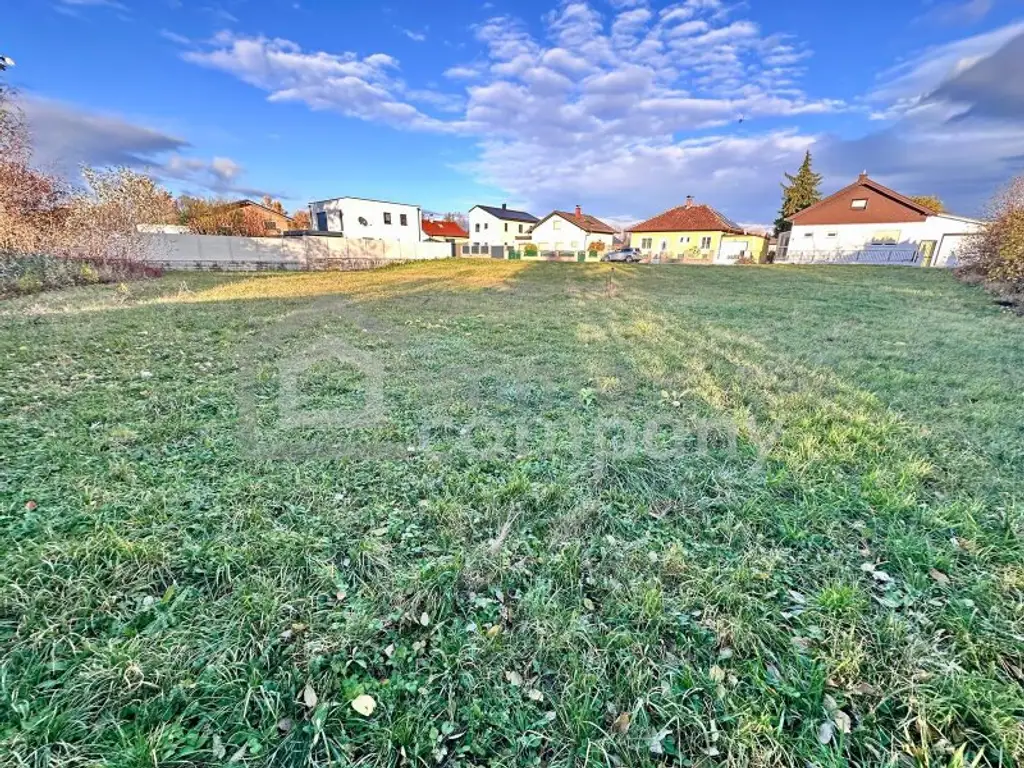 Traumhaftes Pacht Baugrundstück in Lassee: 640m² mit Garten und Stadtblick nur 333,33 € Miete pro Monat!