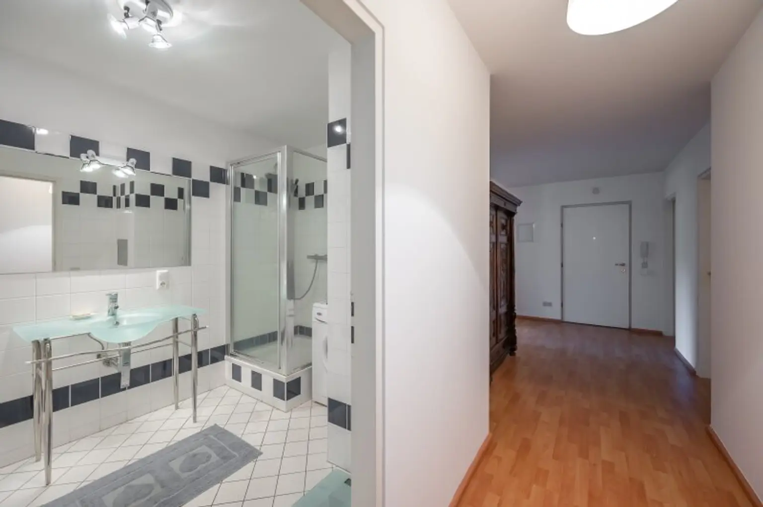 ***NEU*** Fantastische 3 Zimmer Neubau-Wohnung in TOP-Lage mit Garage!
