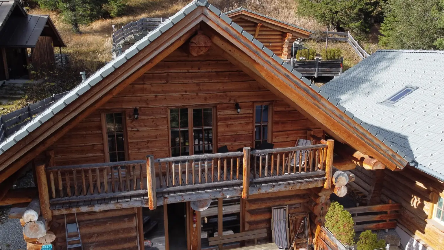 GOLDEN EAGLE - ein außergewöhnliches & exklusives Rundholzchalet