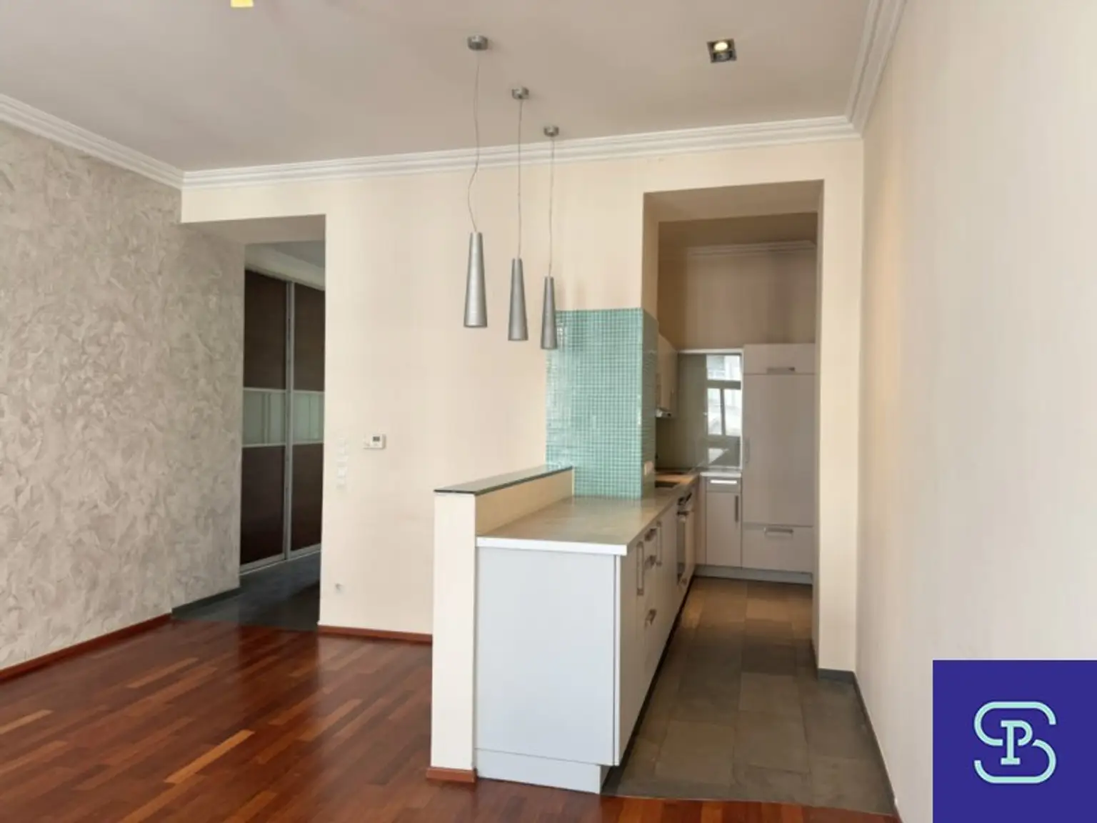 Sonnige 52m² Altbauwohnung mit Balkon Nähe Pilgramgasse - 1050 Wien