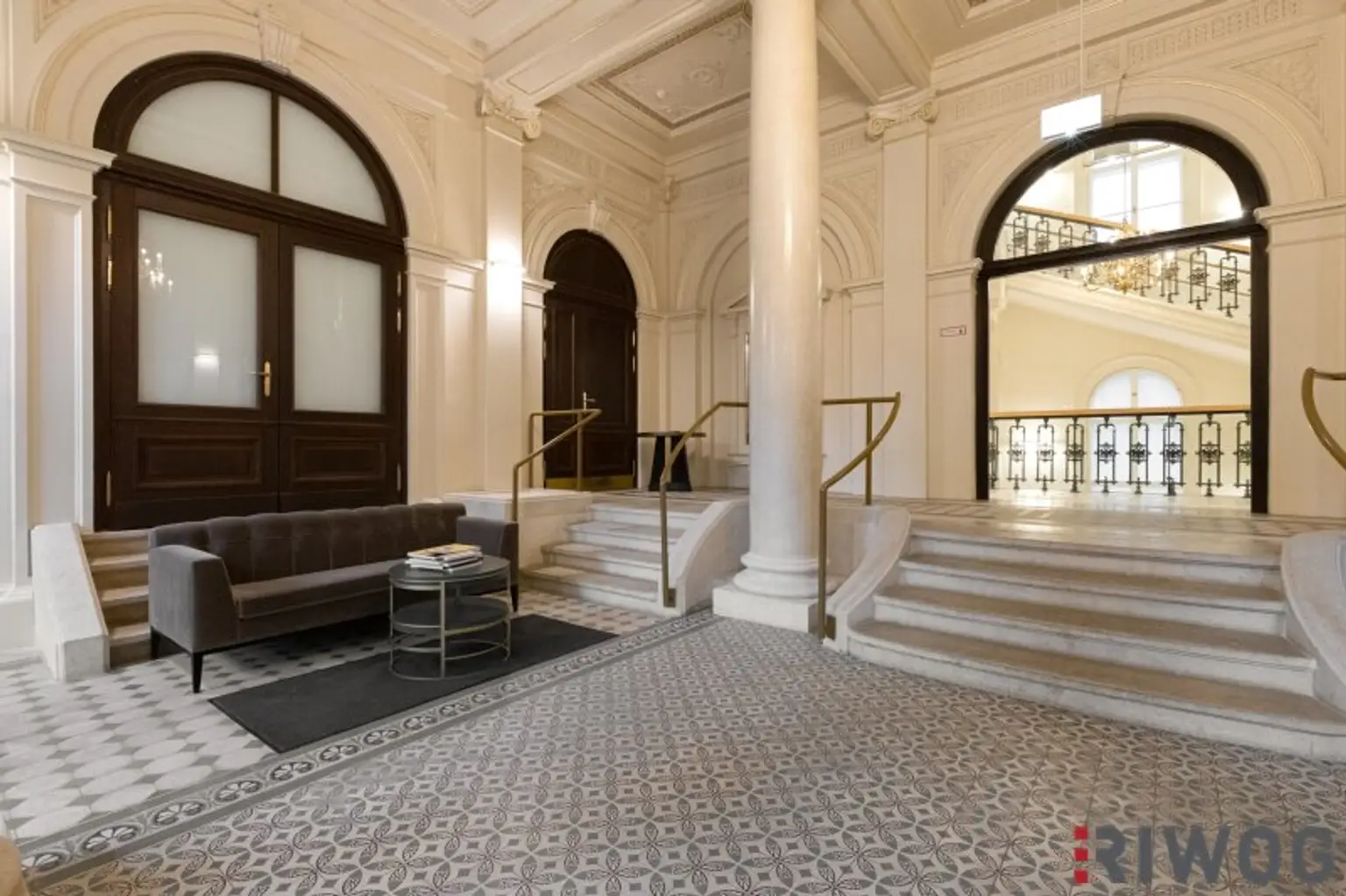 LUXUS-ALTBAUWOHNUNG am Börseplatz 1, 1010 Wien