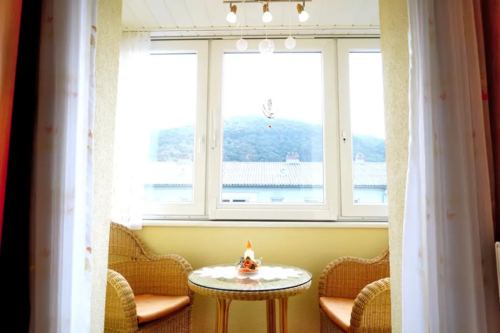 Preisreduktion! Berndorf bei Baden - Top-gepflegte 2 1/2 Zimmer-Wohnung mit Loggia!