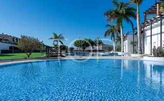Piscina11