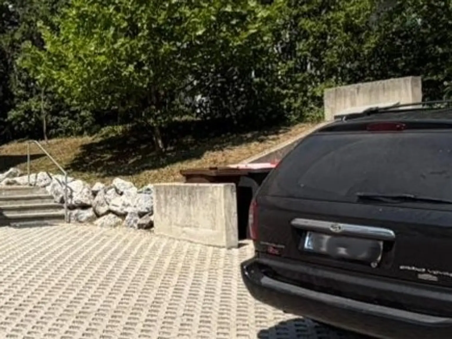 2 | ++ ZWEI PKW-Außenstellplätze in Hinterbrühl ++ Johannesstraße 24 | Prima Service Immobilien